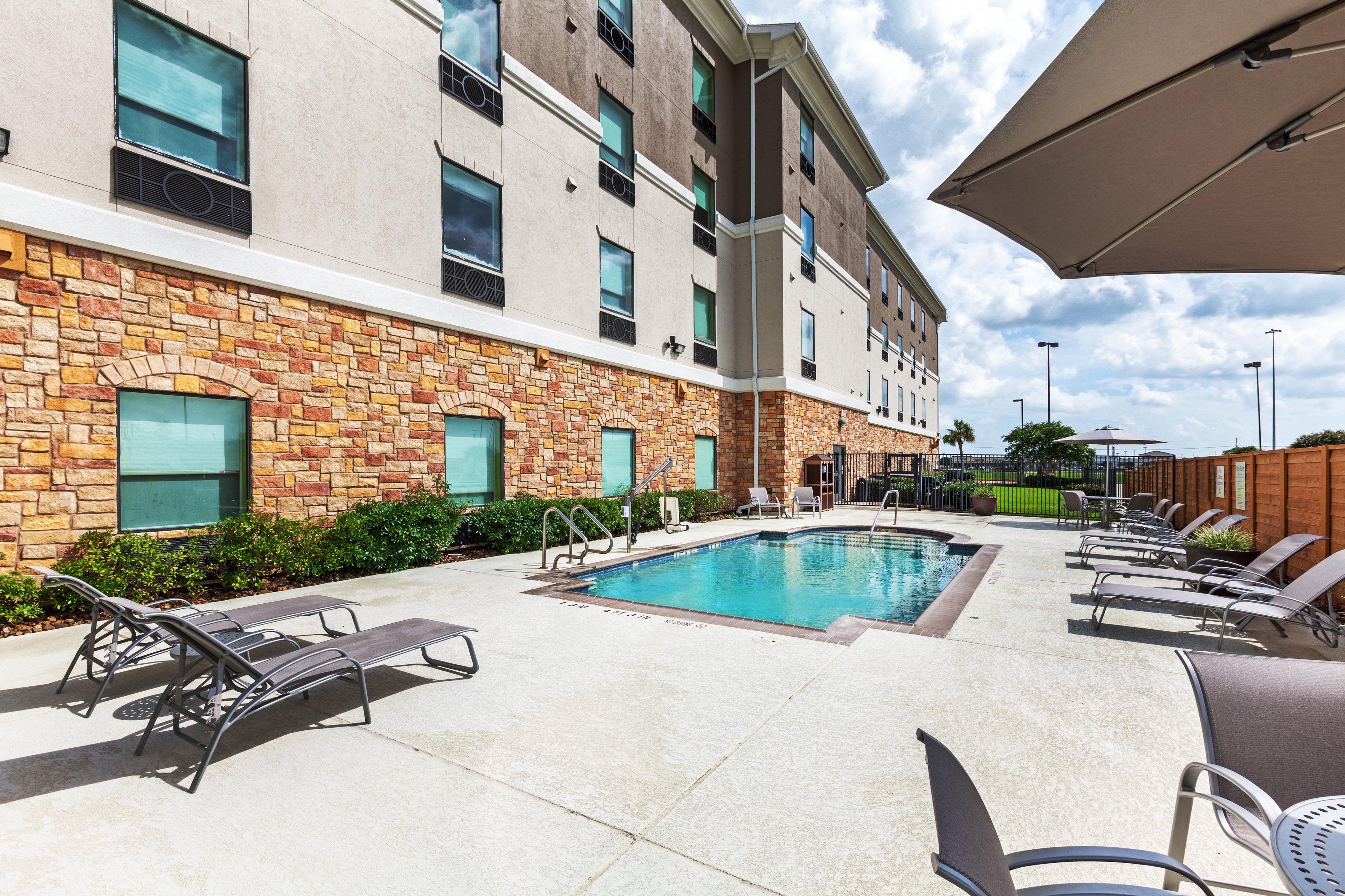 Holiday Inn Express Hotel & Suites Port Arthur, An Ihg Hotel Exterior foto