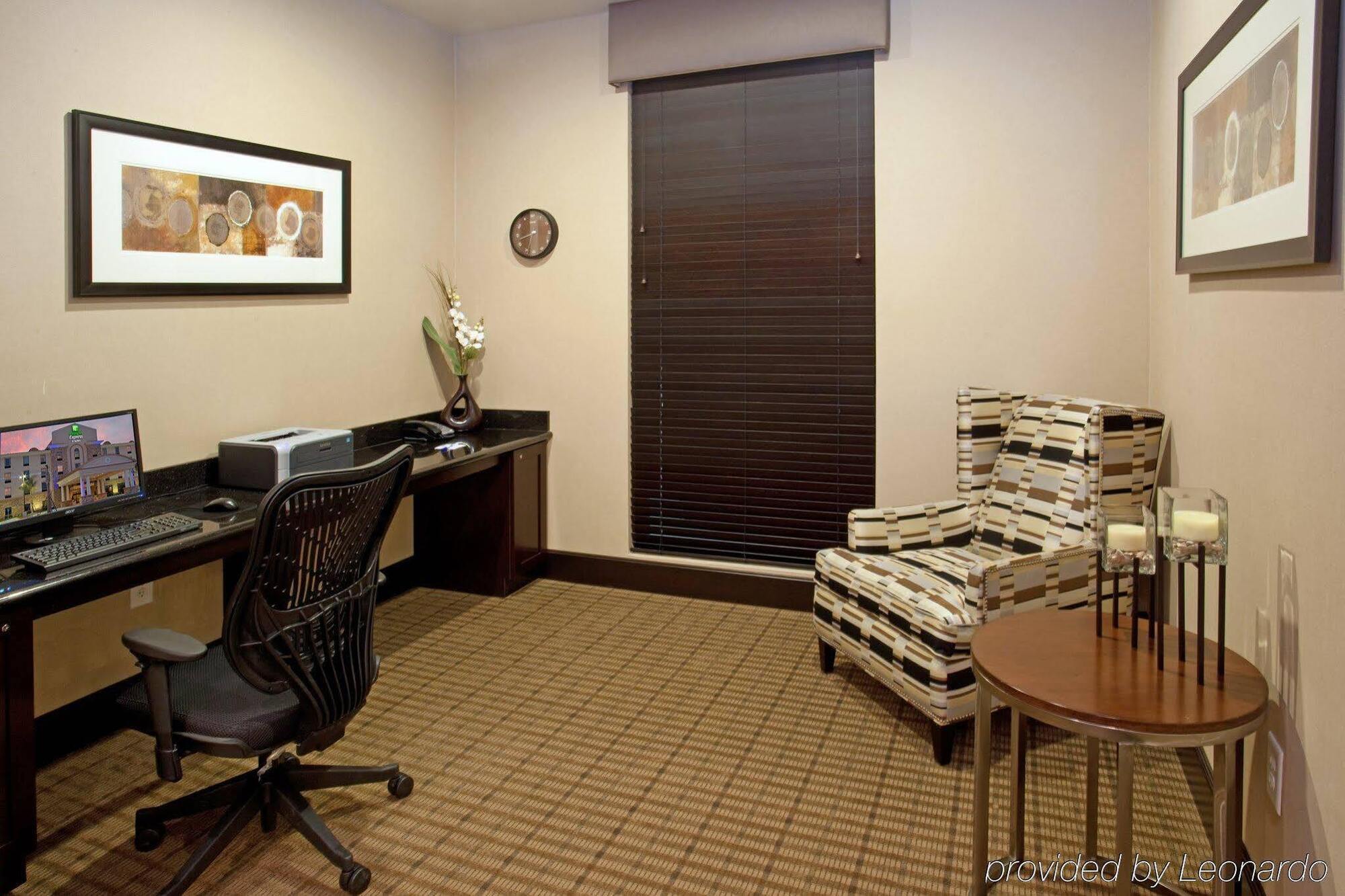 Holiday Inn Express Hotel & Suites Port Arthur, An Ihg Hotel Exterior foto
