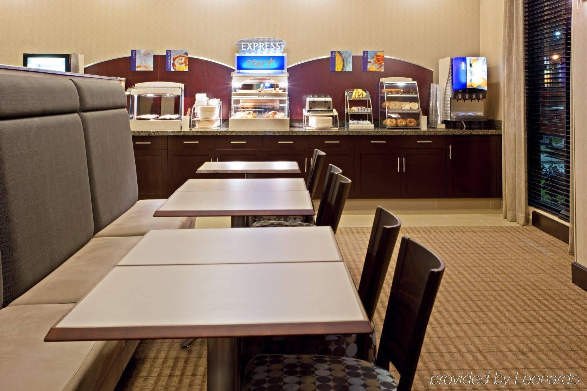 Holiday Inn Express Hotel & Suites Port Arthur, An Ihg Hotel Exterior foto